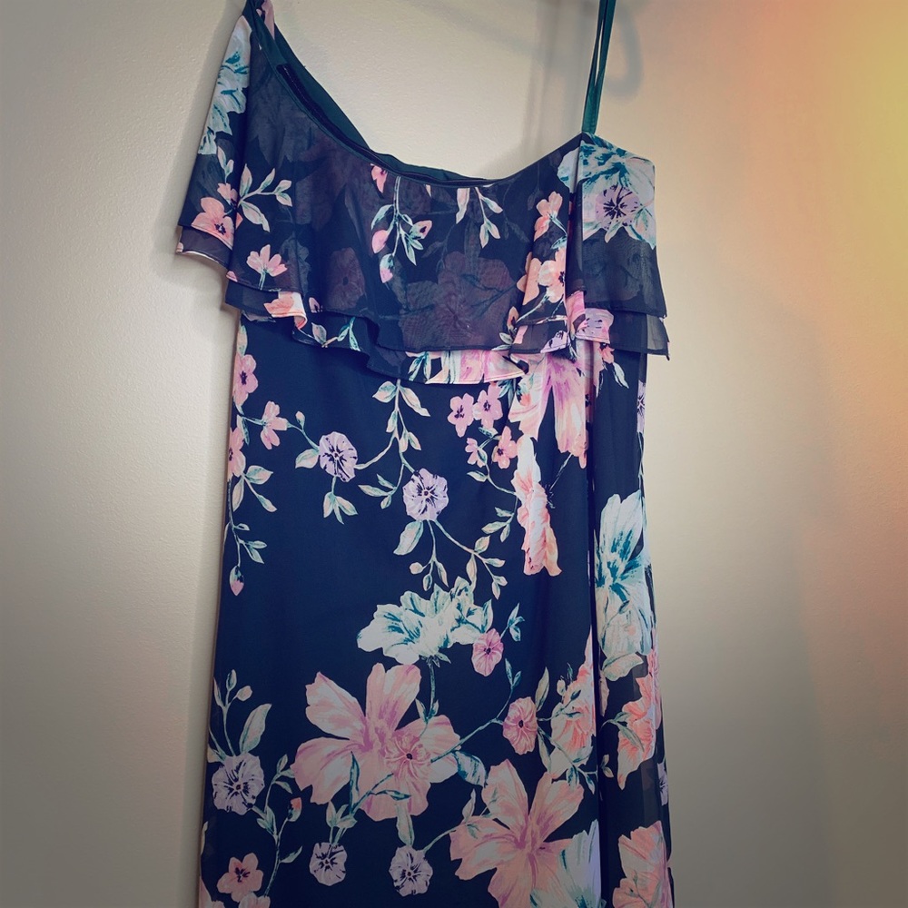 💚Asymmetrical floral dress💚